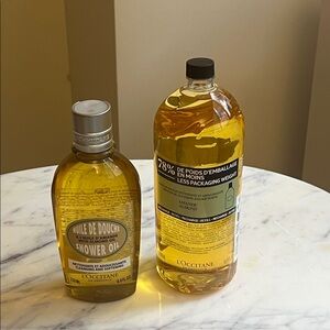 L’Occitane Almond Shower Oil 250 ml + 500 ml Eco Refill Set